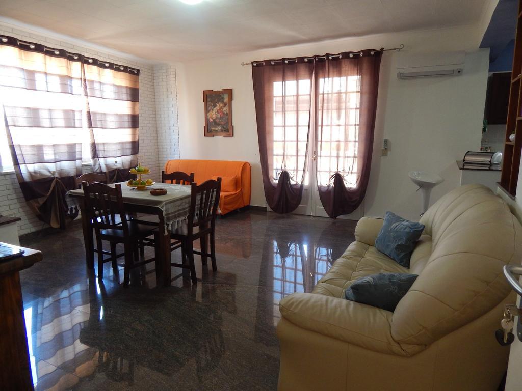 Casa Vacanze Karol Apartment ตรัปเปโต ห้อง รูปภาพ